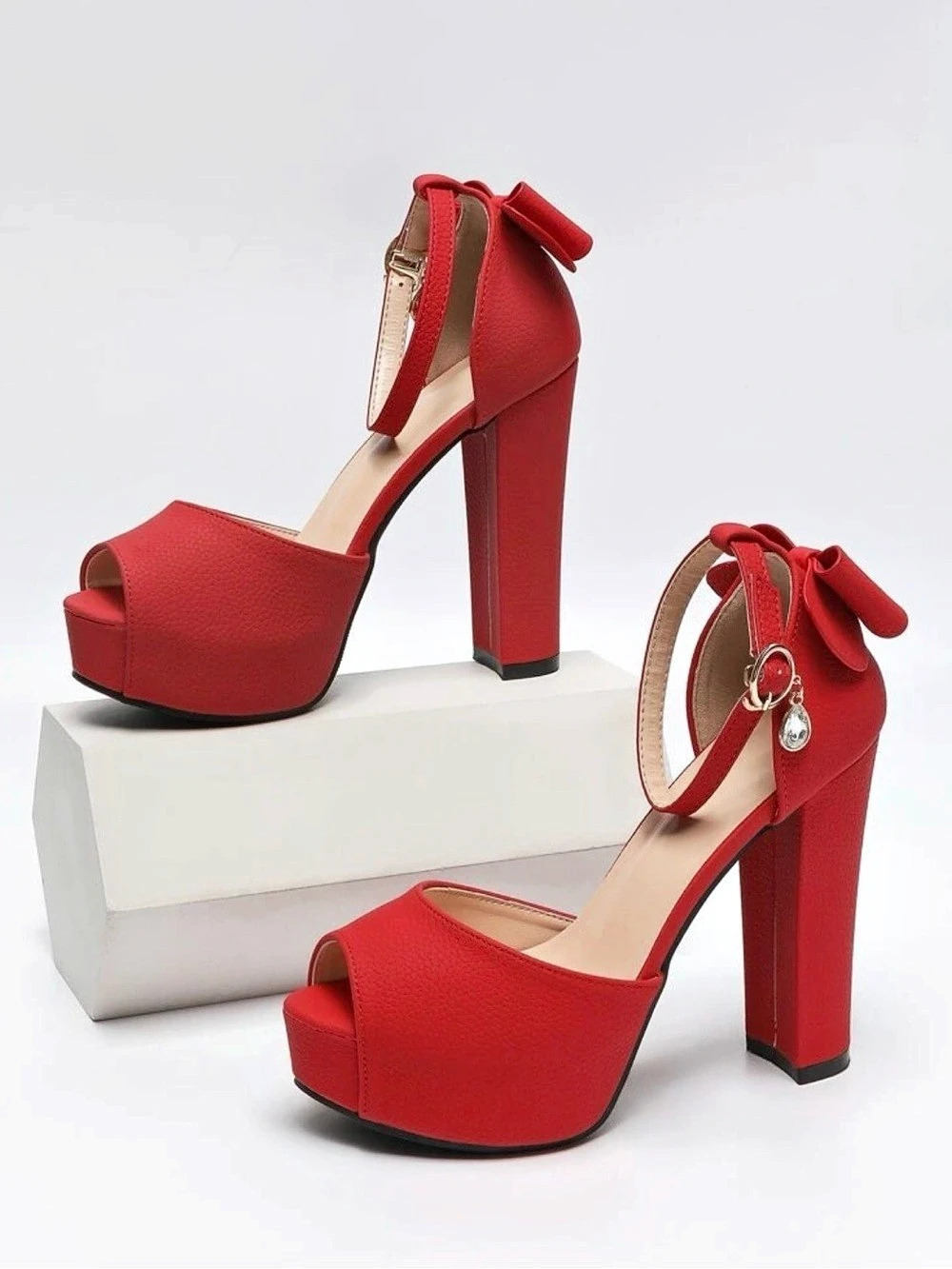 TRENDS Elegant Bow Decor Women's High Heel Sandals Red size 7